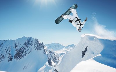 skiing